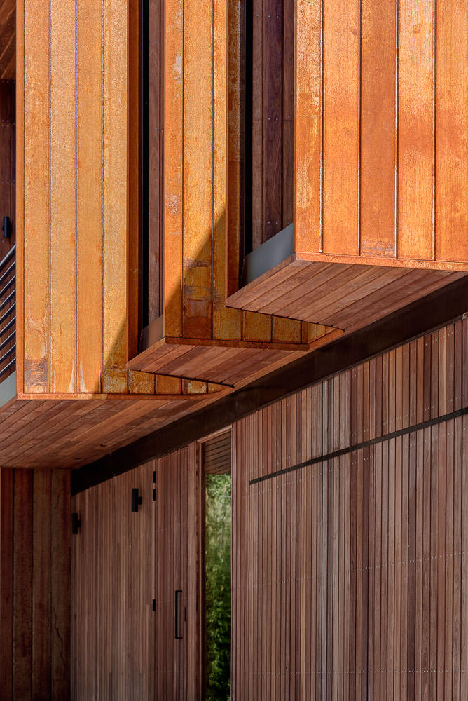 SL House, Aranda Canberra, by Ben Walker Architects, Photography by The Guthrie Project