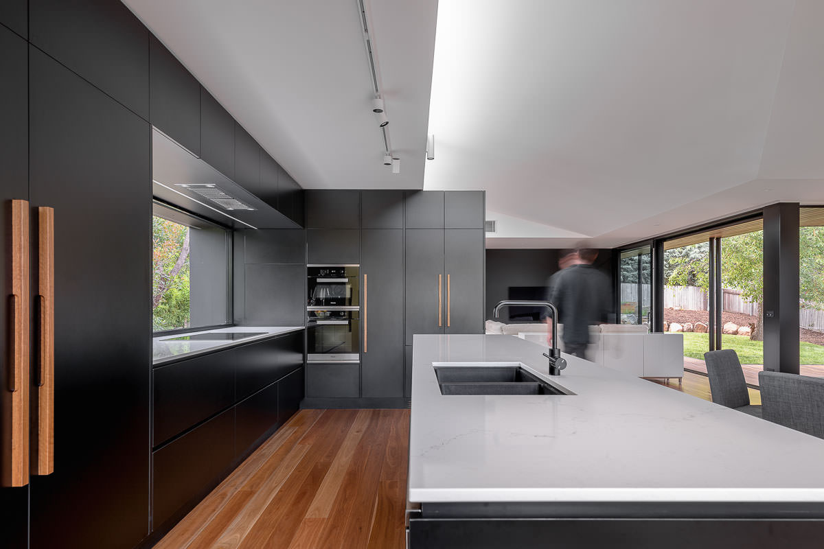 SL House, Aranda Canberra, by Ben Walker Architects, Photography by The Guthrie Project