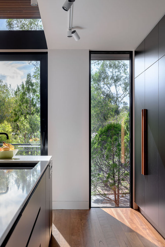 SL House, Aranda Canberra, by Ben Walker Architects, Photography by The Guthrie Project