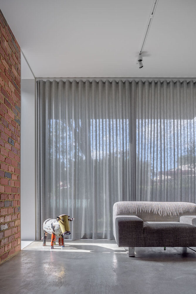 AB House, Hackett Canberra, by Ben Walker Architects, Photography by The Guthrie Project