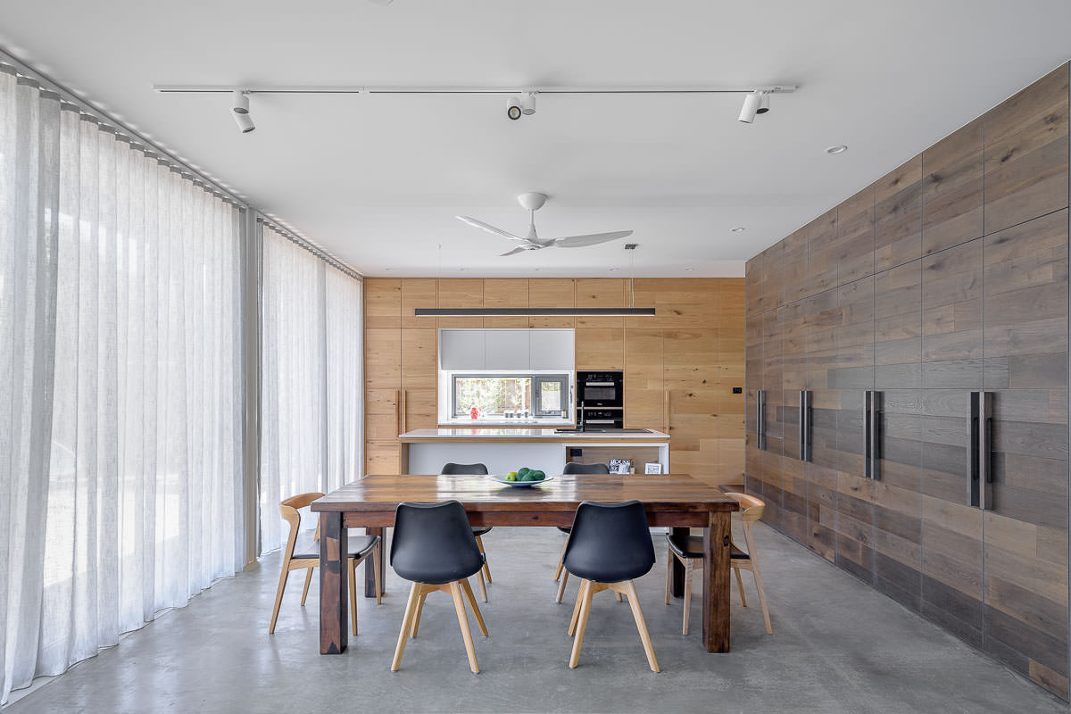 AB House, Hackett Canberra, by Ben Walker Architects, Photography by The Guthrie Project