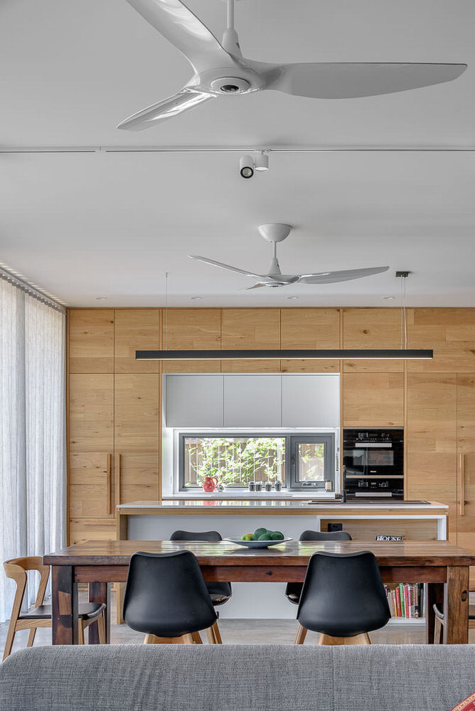 AB House, Hackett Canberra, by Ben Walker Architects, Photography by The Guthrie Project