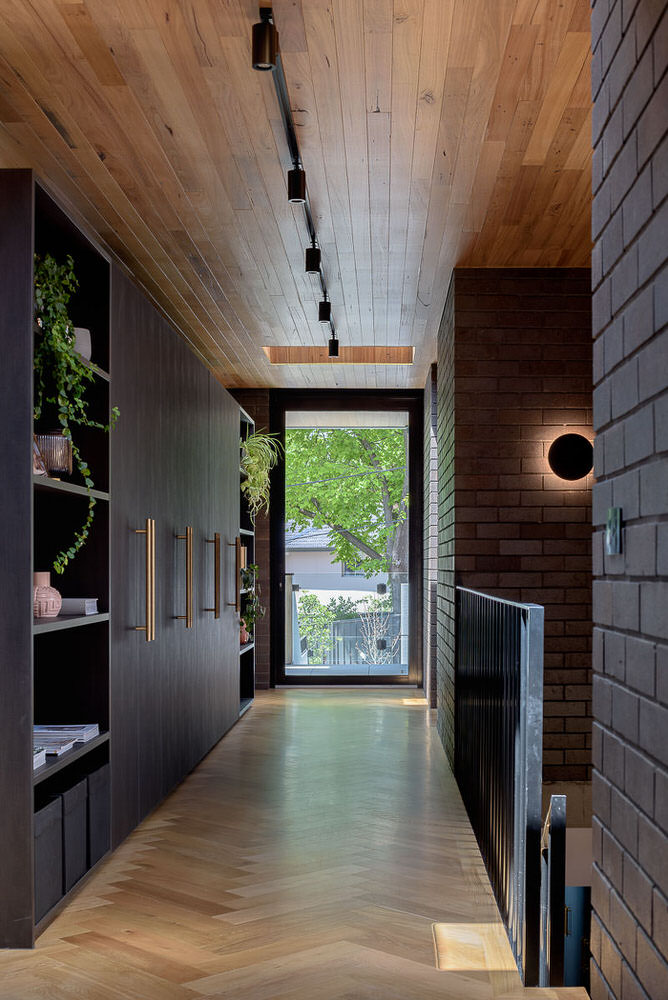 Collector House, Narrabundah Canberra, by Ben Walker Architects, Photography by The Guthrie Project