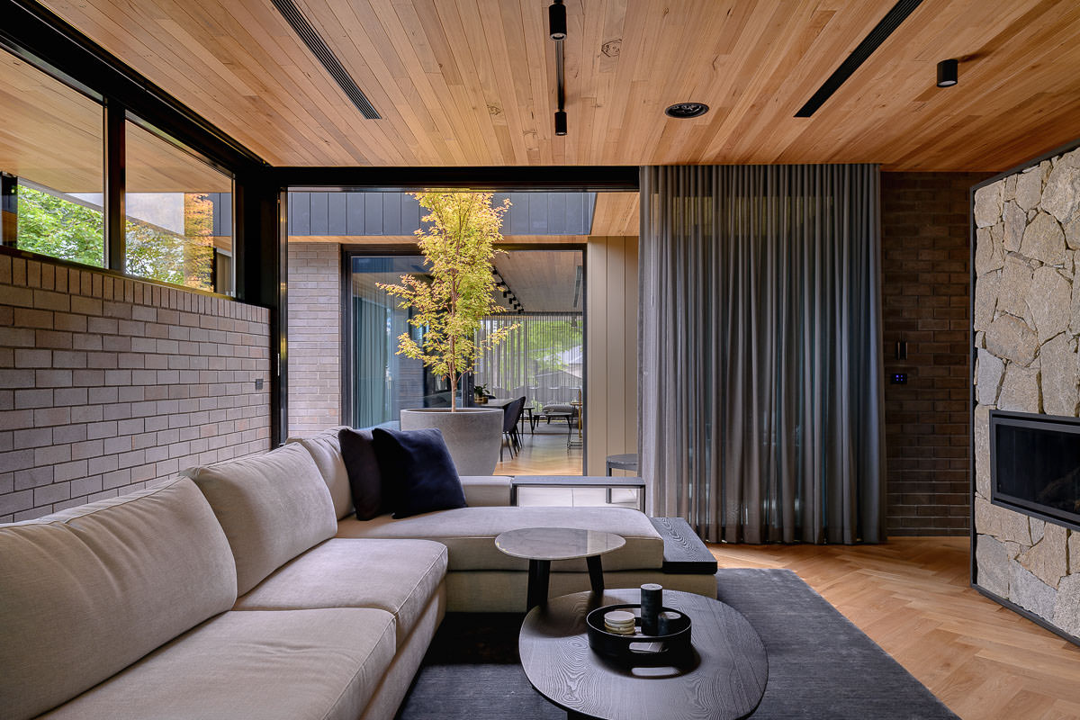 Collector House, Narrabundah Canberra, by Ben Walker Architects, Photography by The Guthrie Project