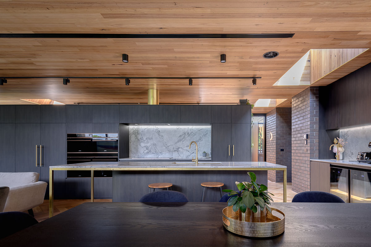 Collector House, Narrabundah Canberra, by Ben Walker Architects, Photography by The Guthrie Project