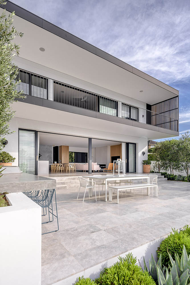 Gunnamatta Bay House, Cronulla, by Build By Design, Ben Vitale Design, Mim Design, Arendt & Pyke