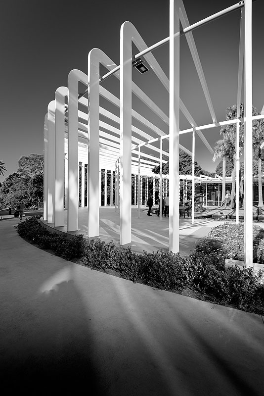 The Calyx, Royal Botanic Gardens Sydney - by PTW + McGregor Coxall