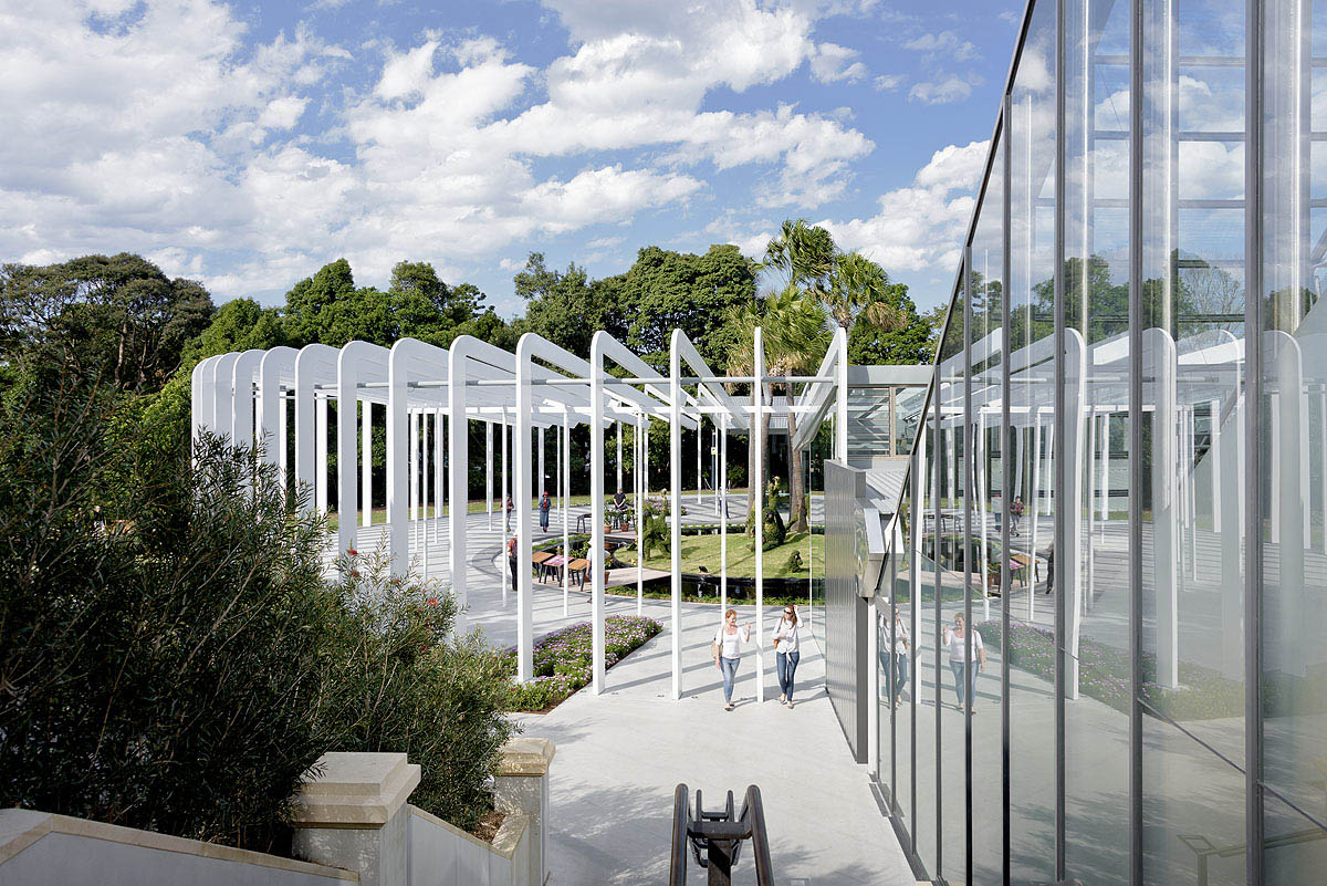 The Calyx, Royal Botanic Gardens Sydney - by PTW + McGregor Coxall