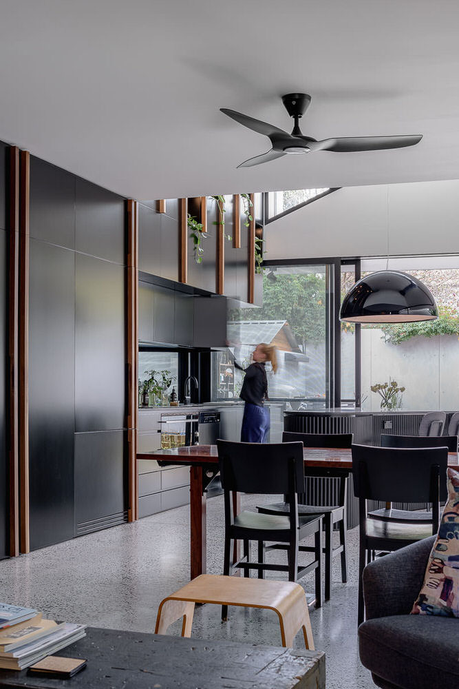 House Anand, by Carter Williamson Architects, Photography by The Guthrie Project.