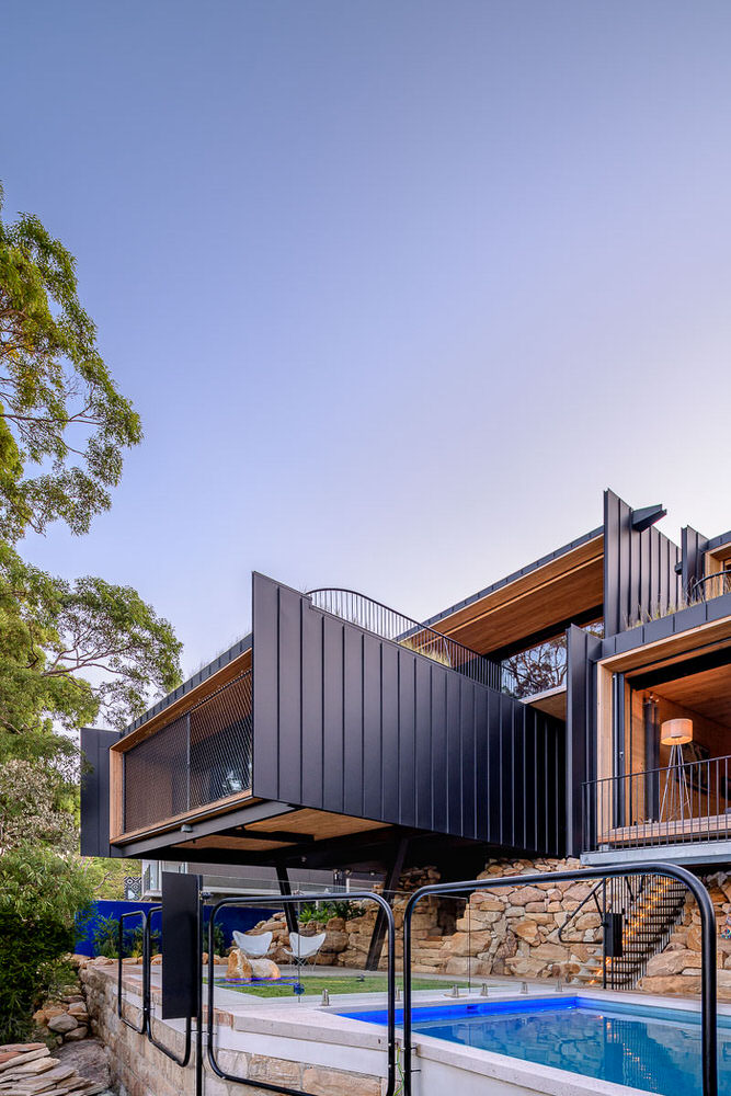 Sugarloaf Mountain House, Castlecrag by James Fitzpatrick. Photography by The Guthrie Project