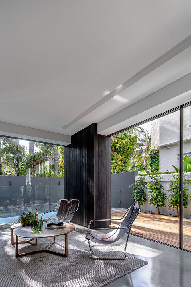 Darling Pt Interior, by Mark Gazy Architecture