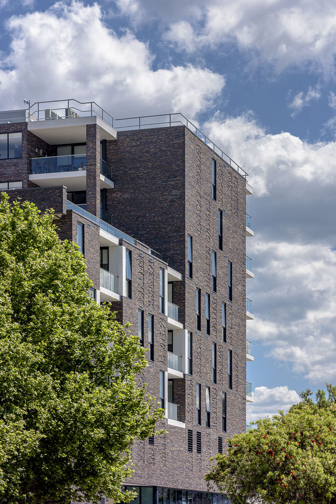 Water's Edge Apartments Meadowbank, Infinity Constructions, Marchese Partners Architects