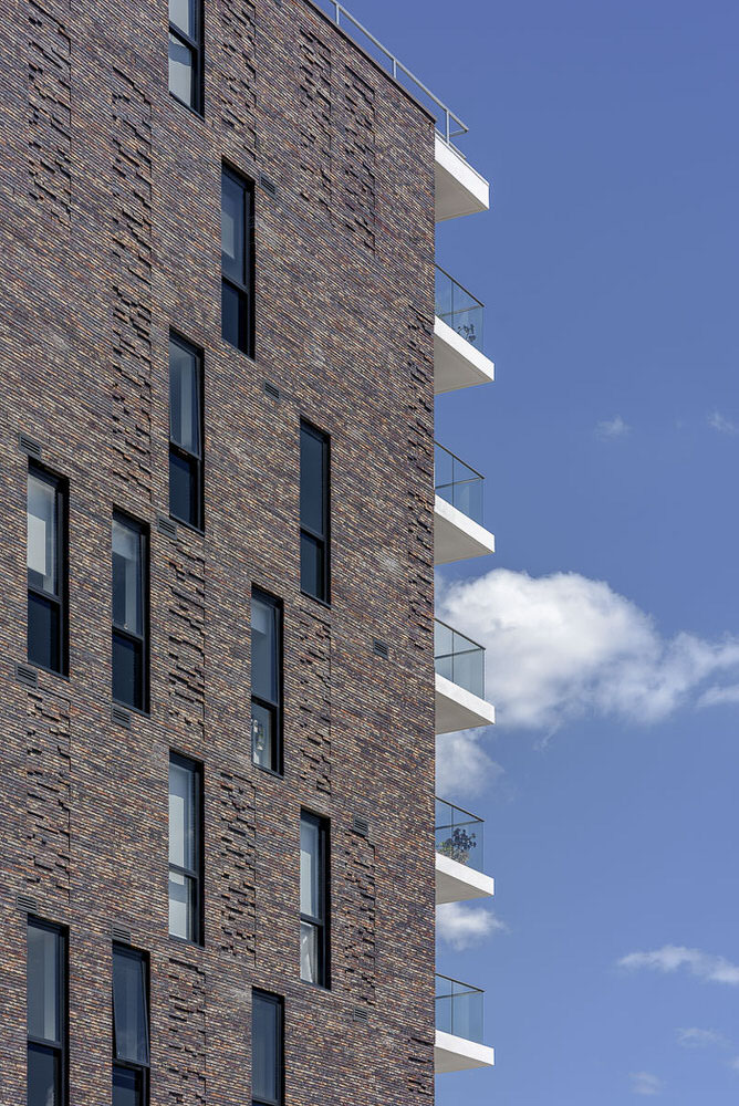 Water's Edge Apartments Meadowbank, Infinity Constructions, Robertson Marks Architects