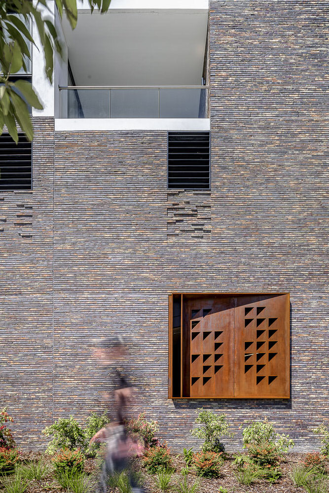 Water's Edge Apartments Meadowbank, Infinity Constructions, Robertson Marks Architects
