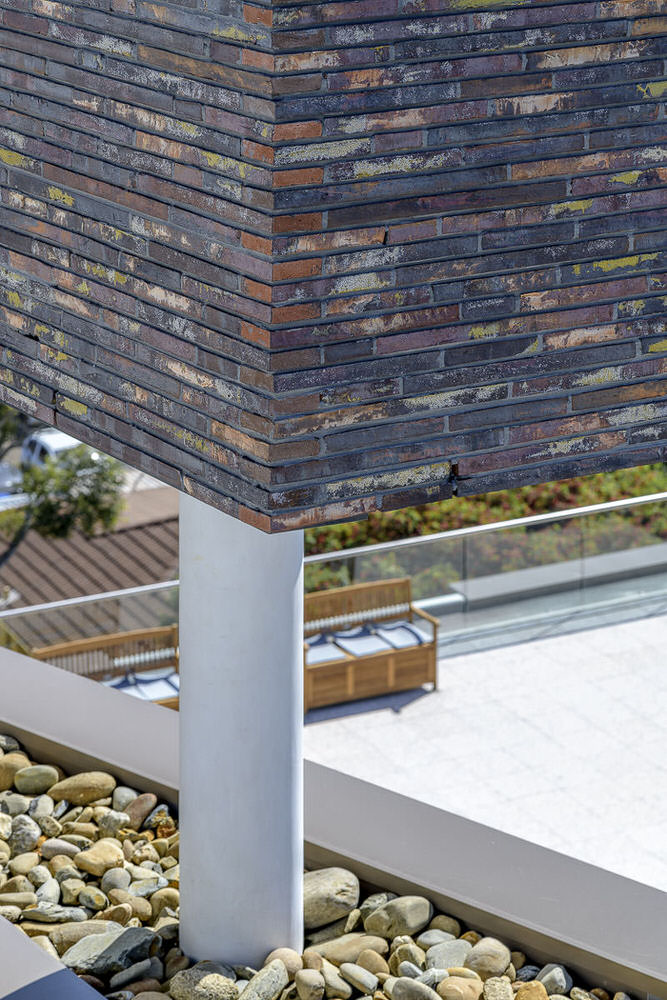 Water's Edge Apartments Meadowbank, Infinity Constructions, Robertson Marks Architects