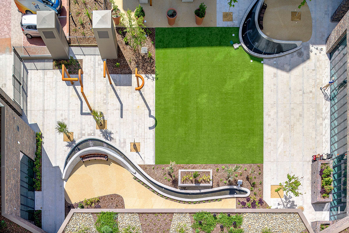 Water's Edge Apartments Meadowbank, Infinity Constructions, Robertson Marks Architects