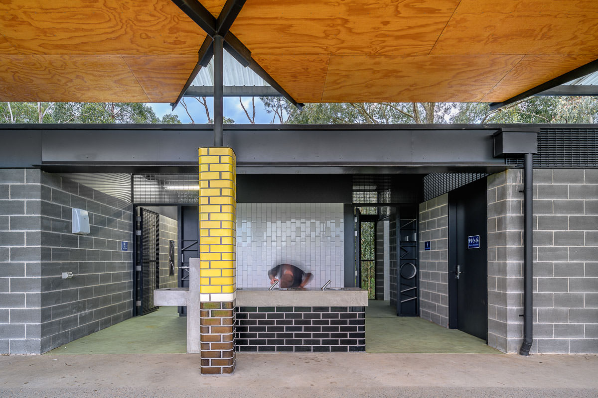 NRL Amenities, Kellyville by Lahz Nimmo Architects. Photography by The Guthrie Project