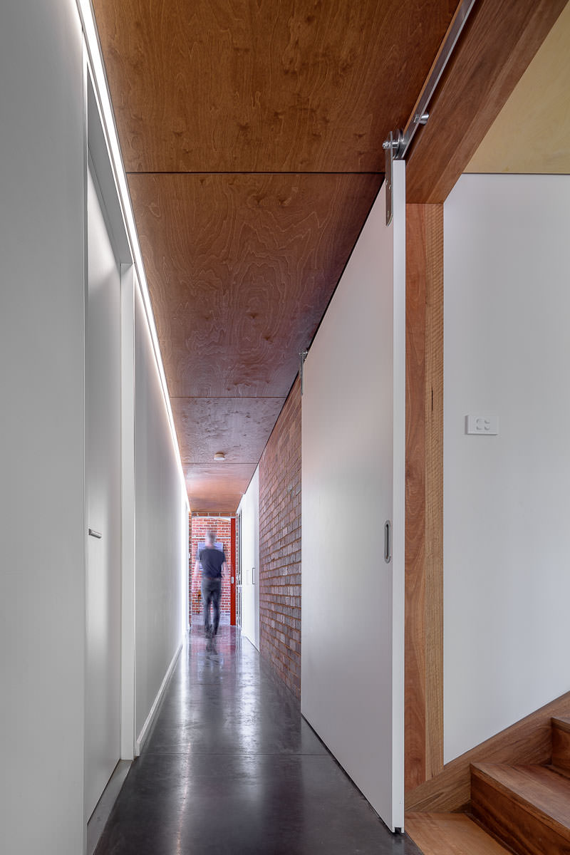 Downer Guvvie House Canberra, by MaKo Architecture, Photography by The Guthrie Project.