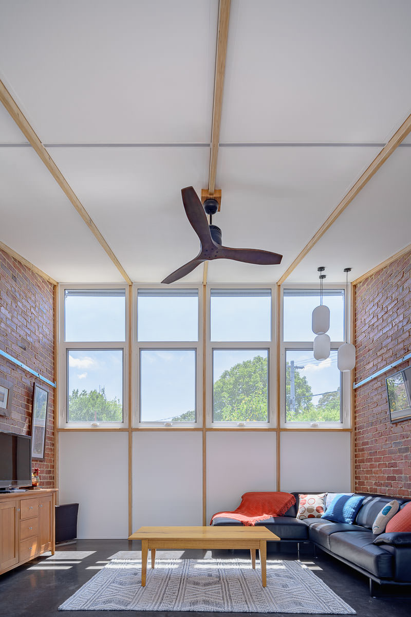 Downer Guvvie House Canberra, by MaKo Architecture, Photography by The Guthrie Project.