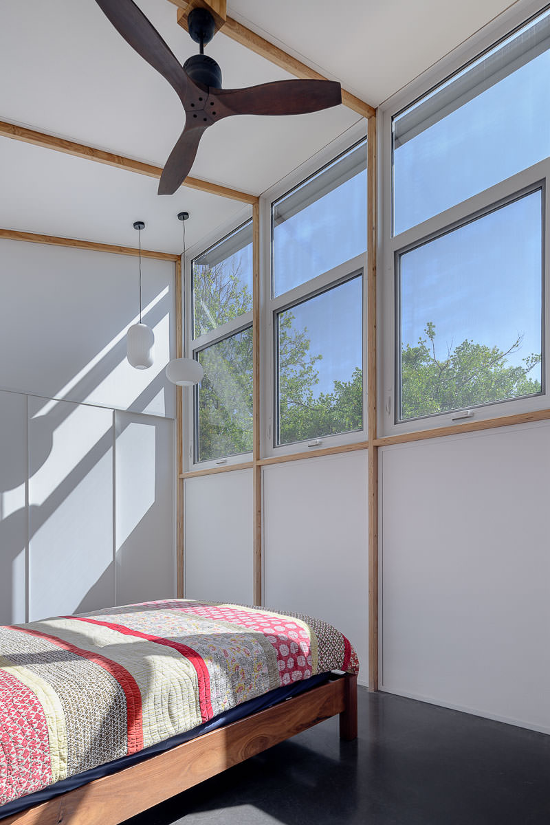 Downer Guvvie House Canberra, by MaKo Architecture, Photography by The Guthrie Project.