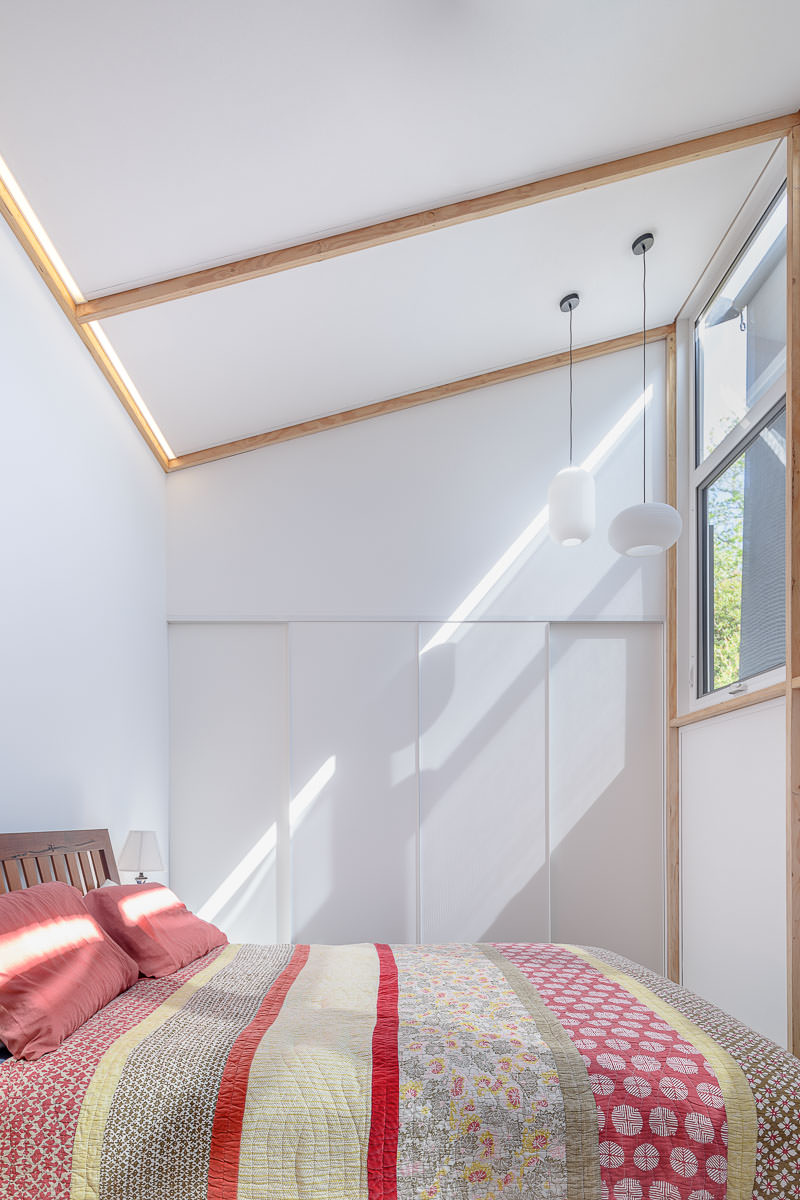 Downer Guvvie House Canberra, by MaKo Architecture, Photography by The Guthrie Project.