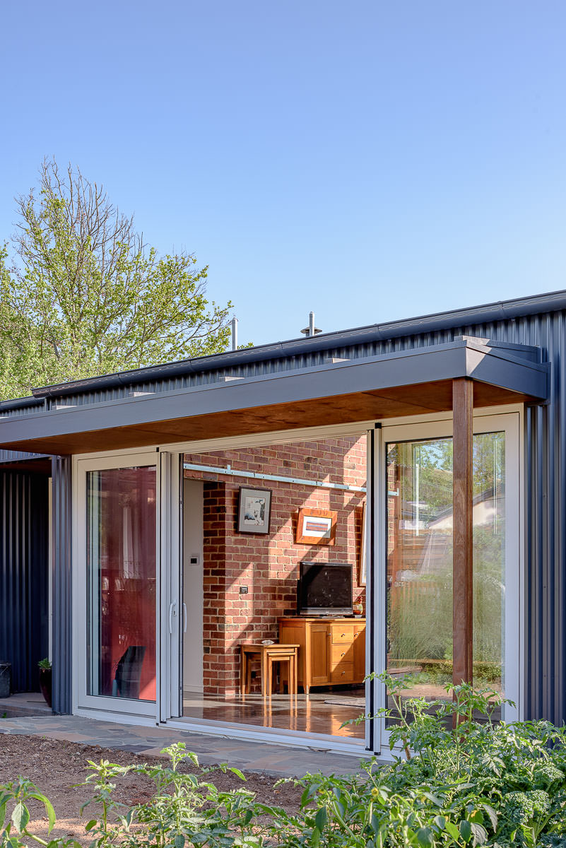 Downer Guvvie House Canberra, by MaKo Architecture, Photography by The Guthrie Project.