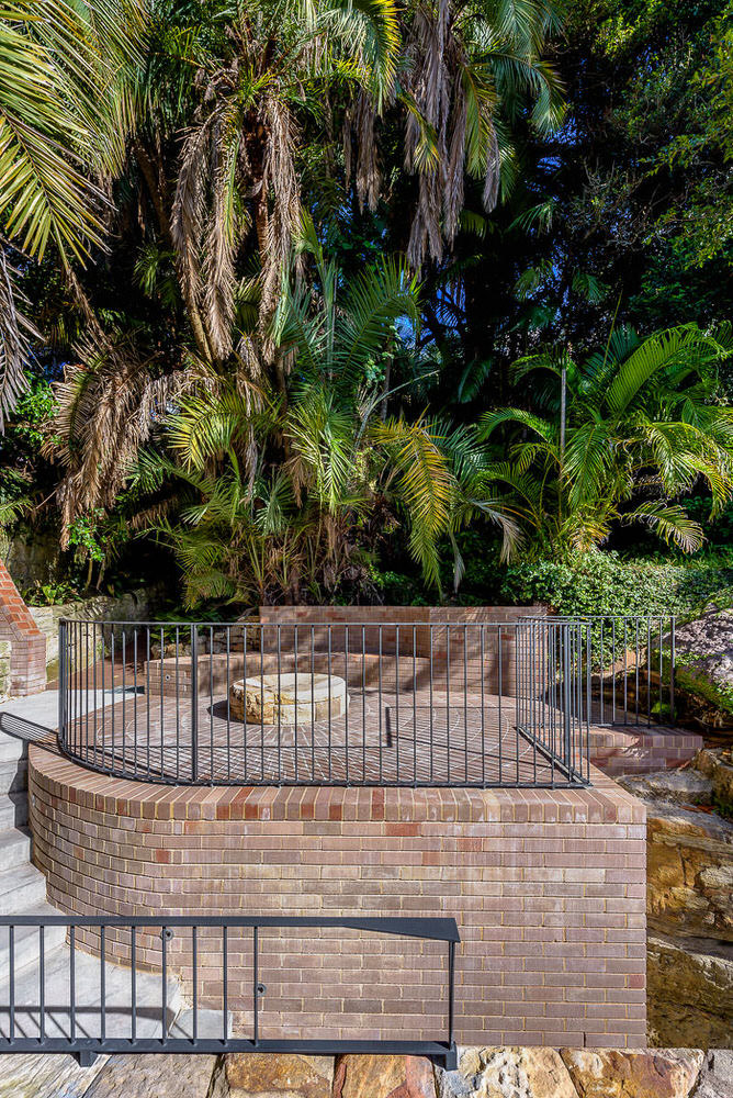 Bellevue Hill House, by MASQ Architecture & North Constructions. Photography by The Guthrie Project.
