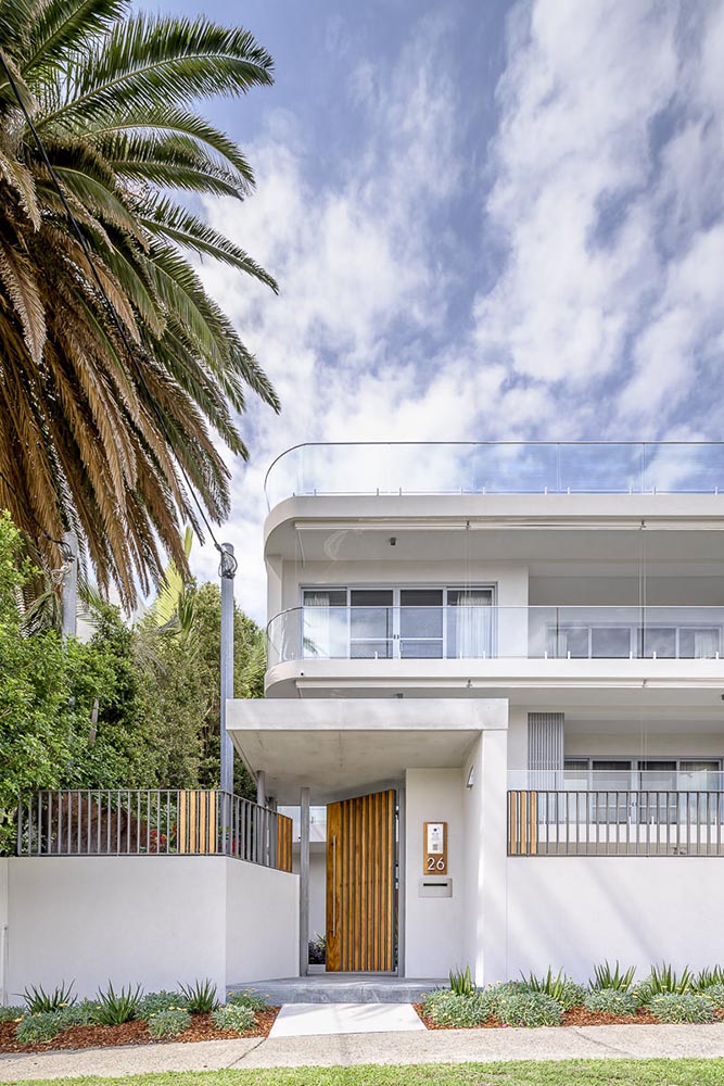 Dover Heights House, by MASQ Architecture and Orbit Building