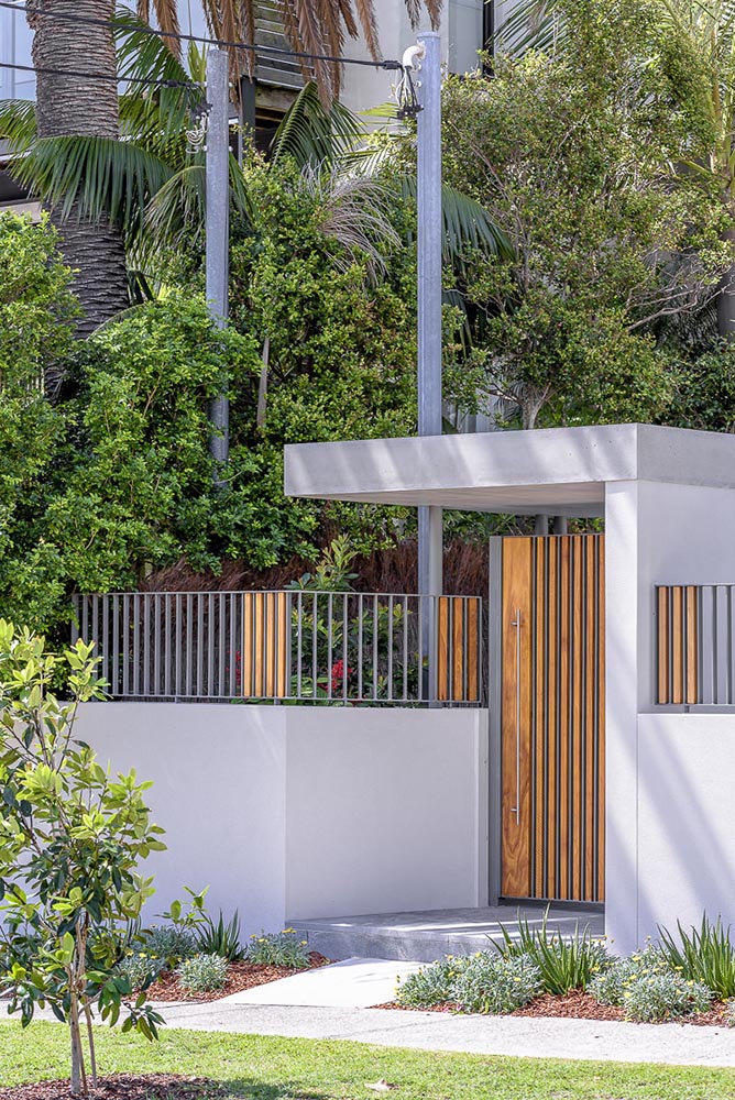 Dover Heights House, by MASQ Architecture and Orbit Building