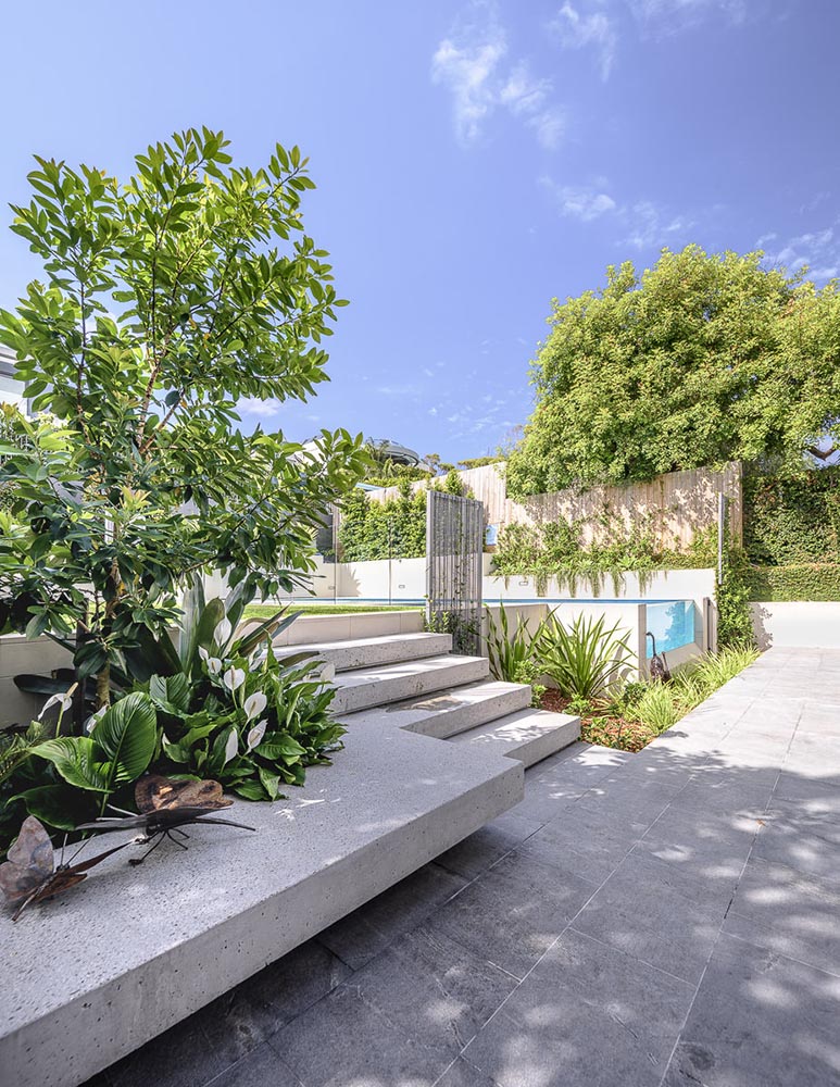 Dover Heights House, by MASQ Architecture and Orbit Building