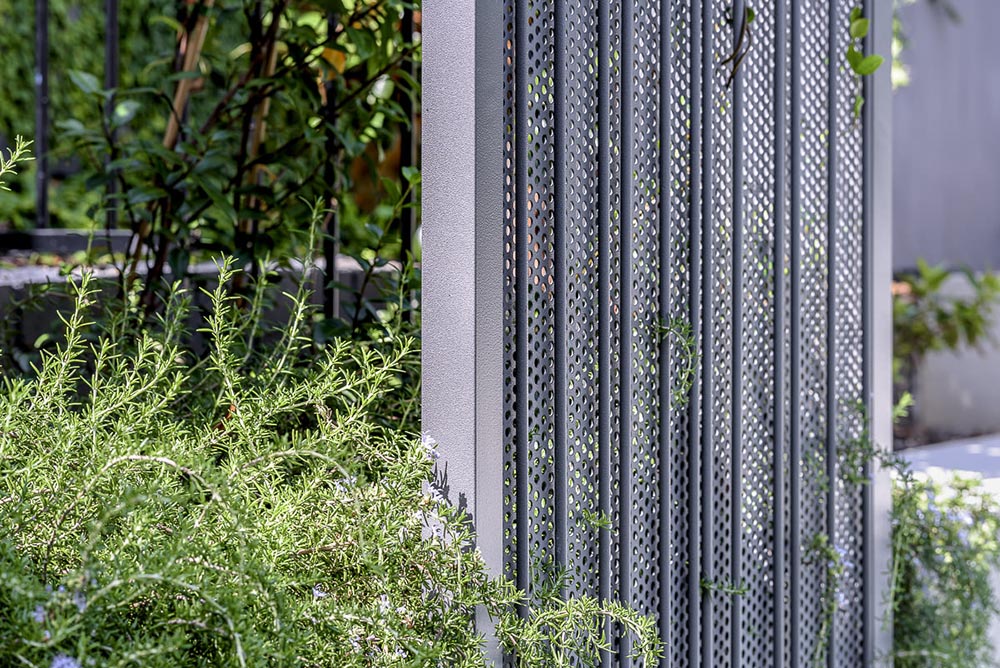 Dover Heights House, by MASQ Architecture and Orbit Building