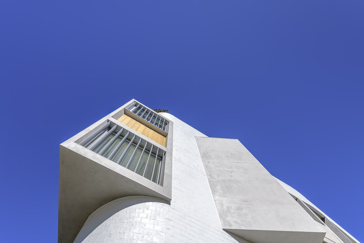 Quadrum Apartments Cremorne, by MaSQ Architecture