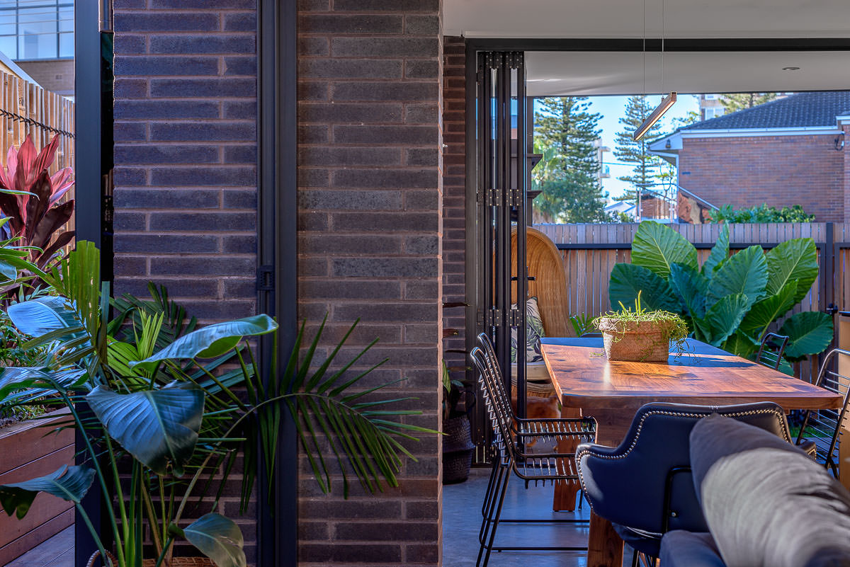  Pittwater Rd Semi, Manly, by Noho Architecture and Ezy Reno Construction. Photography by The Guthrie Project.