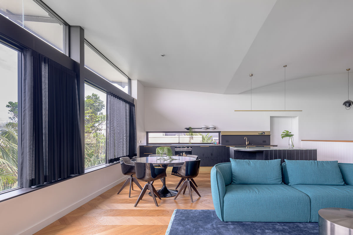 Coogee Duplex, by Natalie Sciberras Architect. Photography by The Guthrie Project
