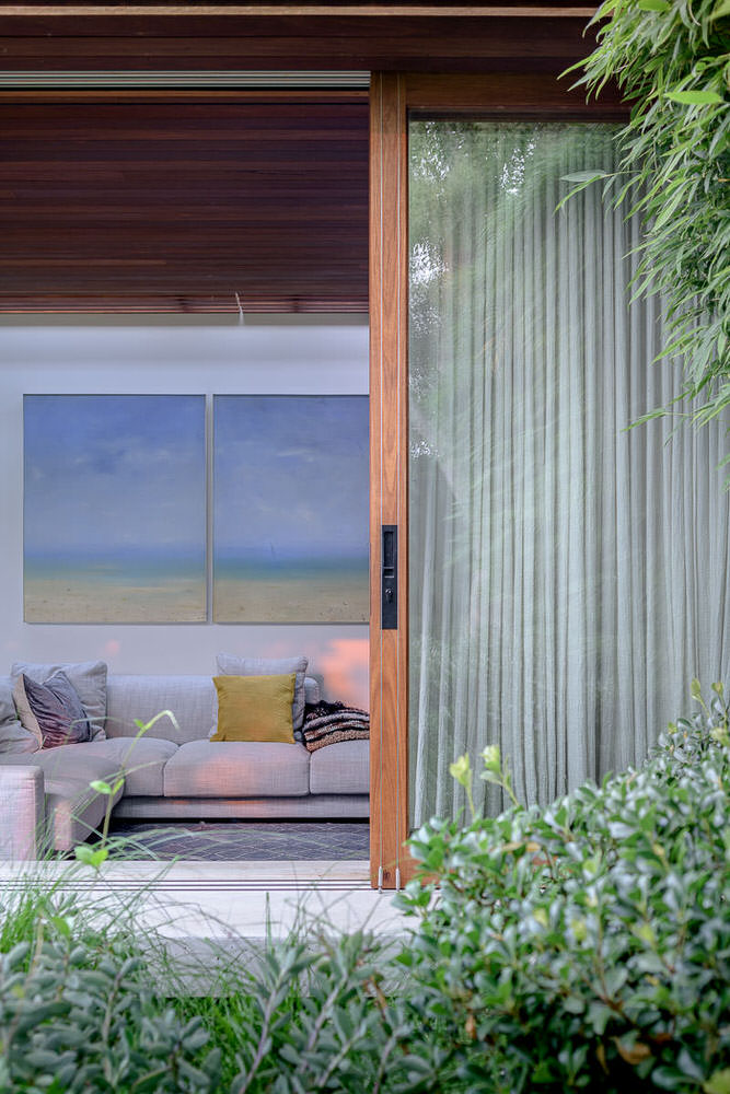 Tawa Garden House, by Potter & Wilson Architects, Photography by The Guthrie Project