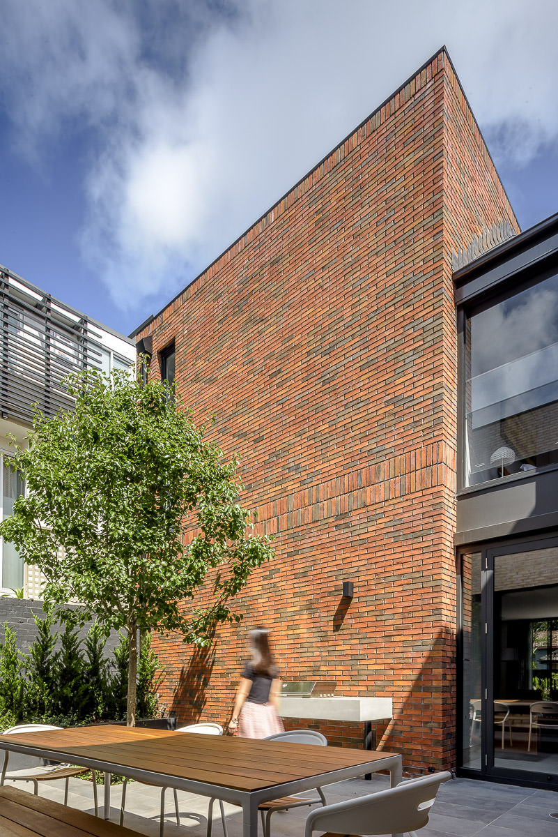 Woollahra House, by Sam Crawford Architects