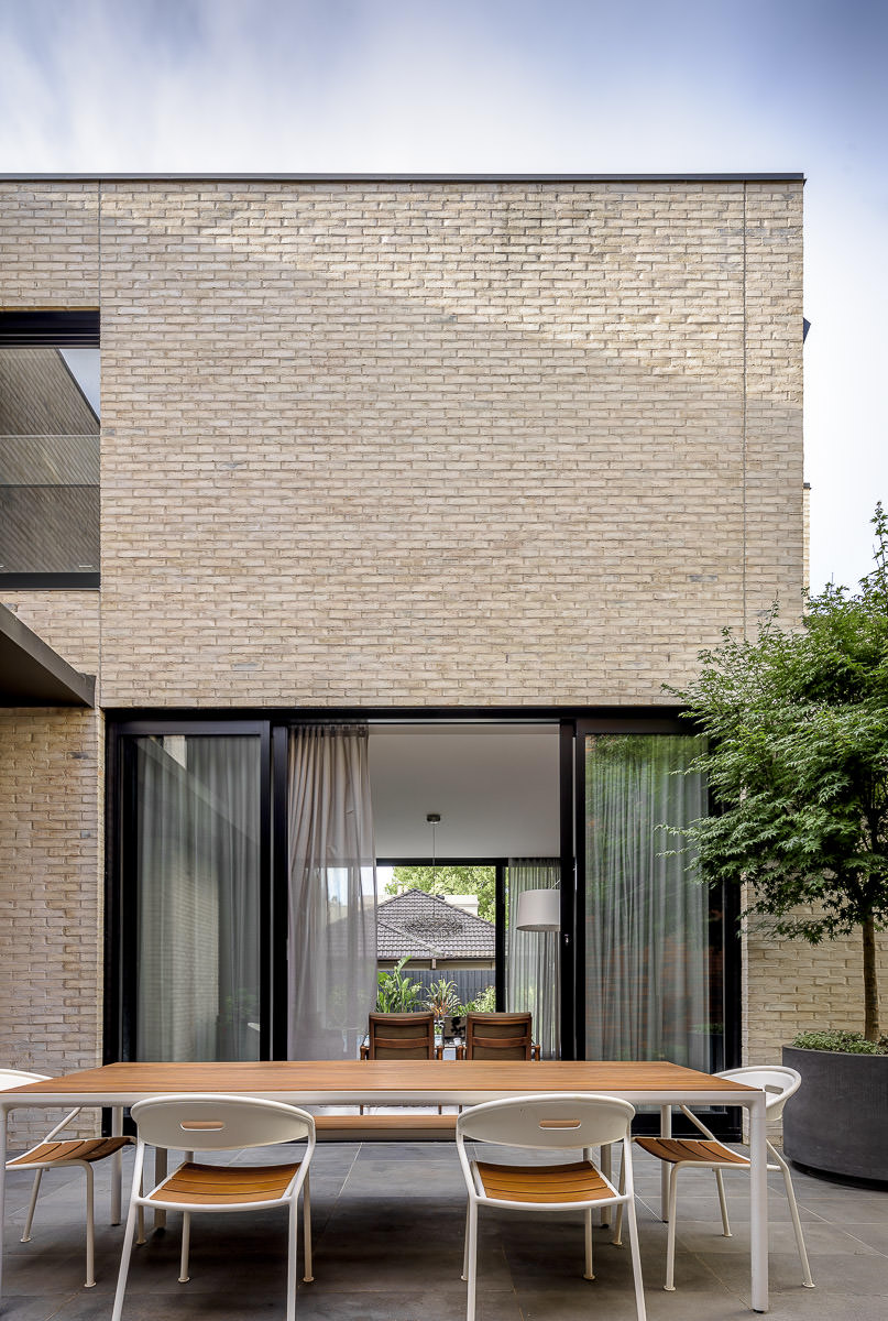 Woollahra House, by Sam Crawford Architects