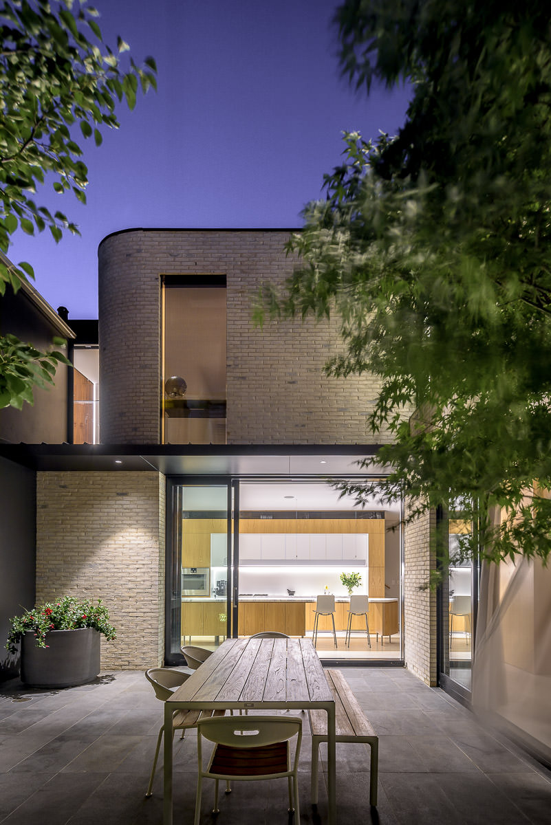 Woollahra House, by Sam Crawford Architects