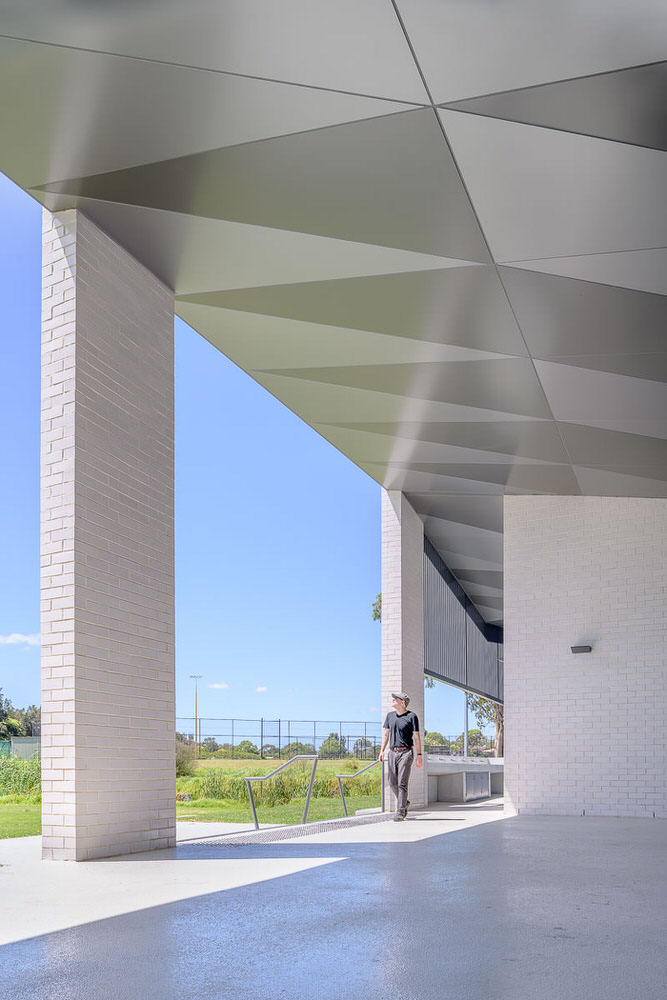 Bayside Council Amenities, by Smith Tzannes Architects