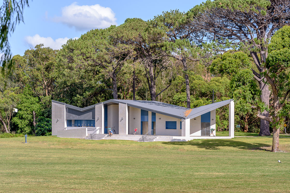 Bayside Council Amenities, by Smith Tzannes Architects