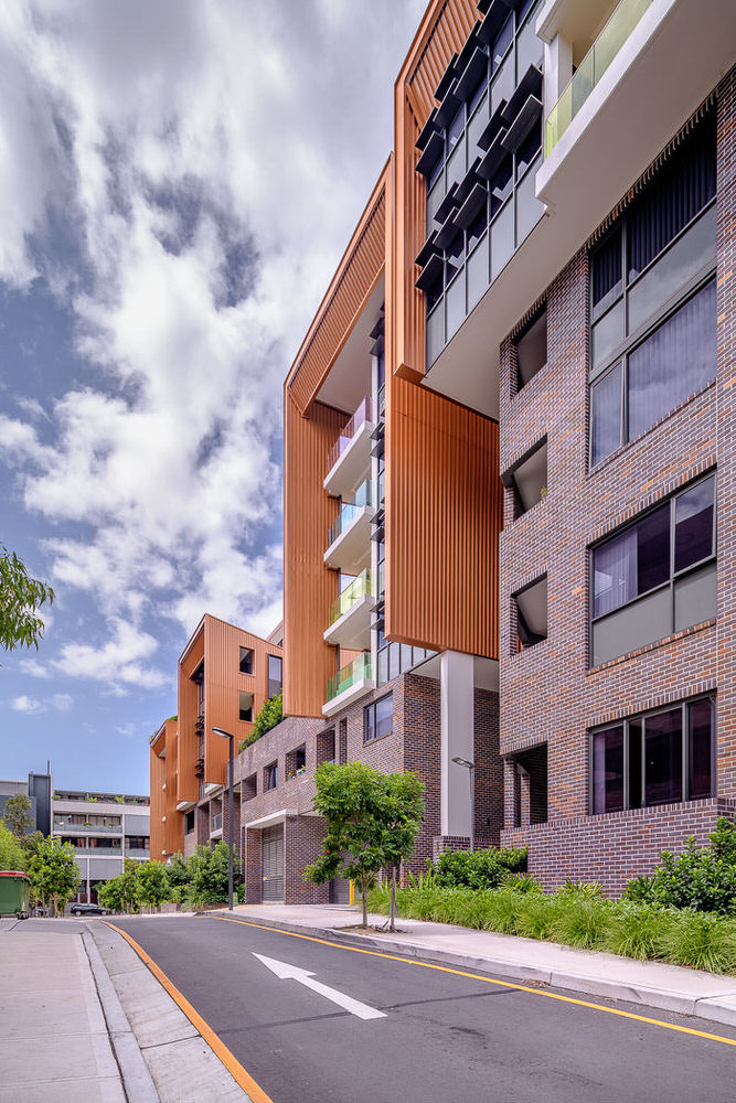 Luxe On Eve Apartments, by Smith Tzannes Architects. Photography by The Guthrie Project