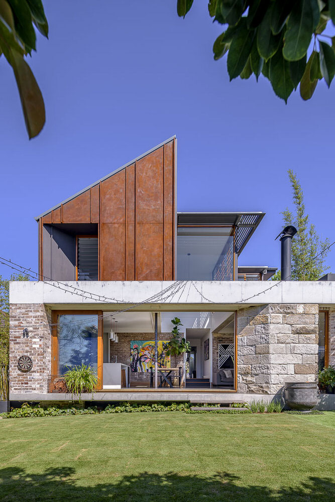  Windsor Road Willoughby House, by Smith Tzannes Architects