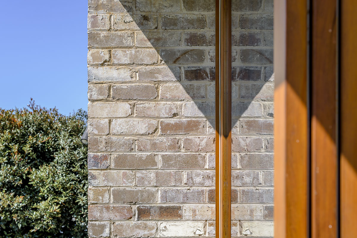  Windsor Road Willoughby House, by Smith Tzannes Architects