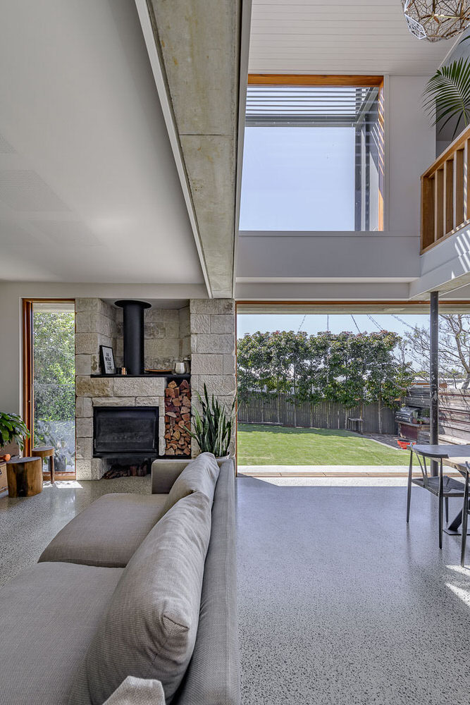  Windsor Road Willoughby House, by Smith Tzannes Architects