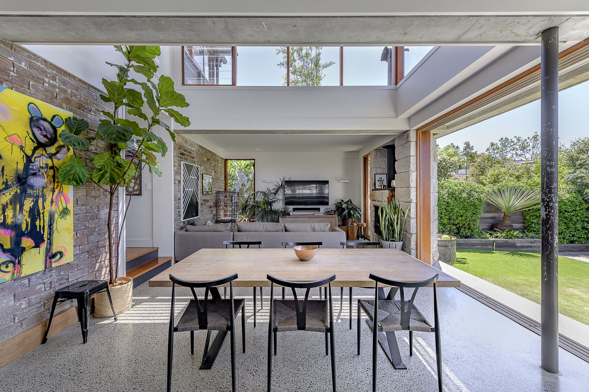  Windsor Road Willoughby House, by Smith Tzannes Architects