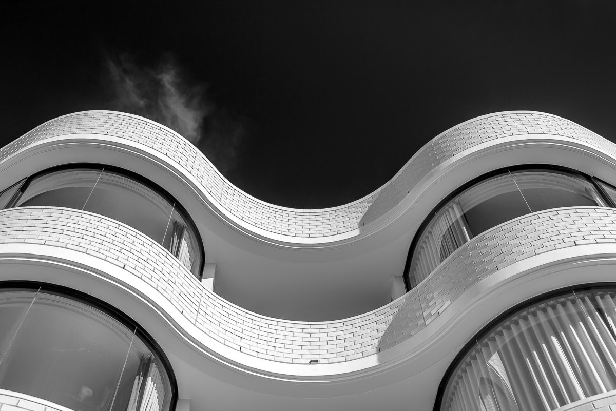 Campbell Parade Bondi Apartments, by Tzannes Architects
