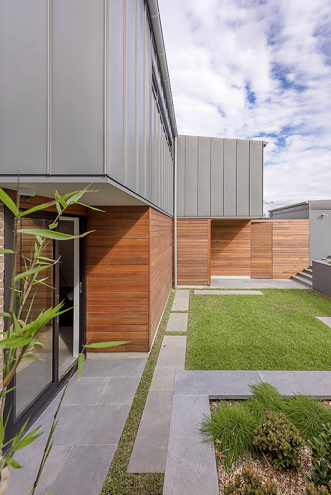 St Georges Crescent Residence, Drummoyne, by Tzannes Architects