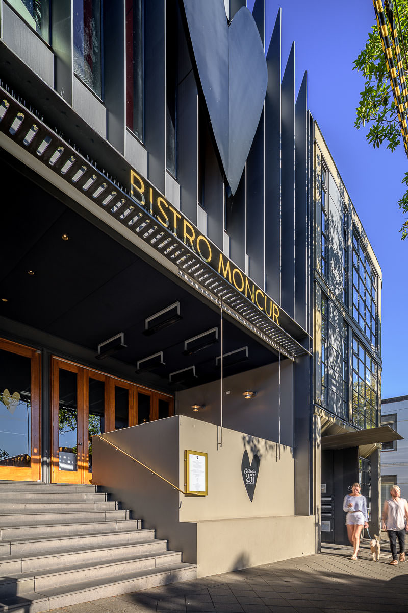 Moncur St Commercial Buildings - Woollahra Hotel, Bistro Moncur, Moncur Cellars - by Tzannes Associates