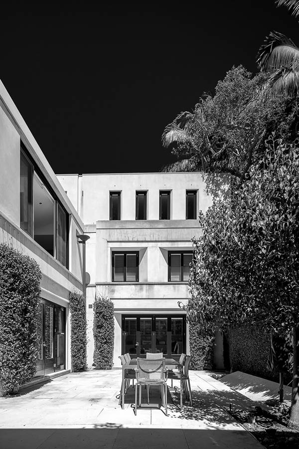 Paddington Courtyard House, by Tzannes