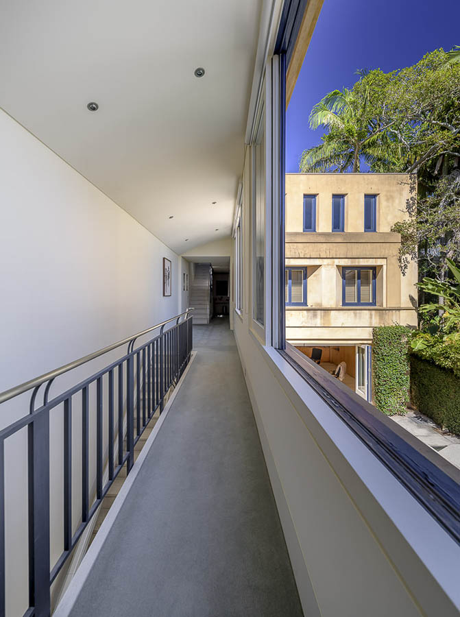 Paddington Courtyard House, by Tzannes
